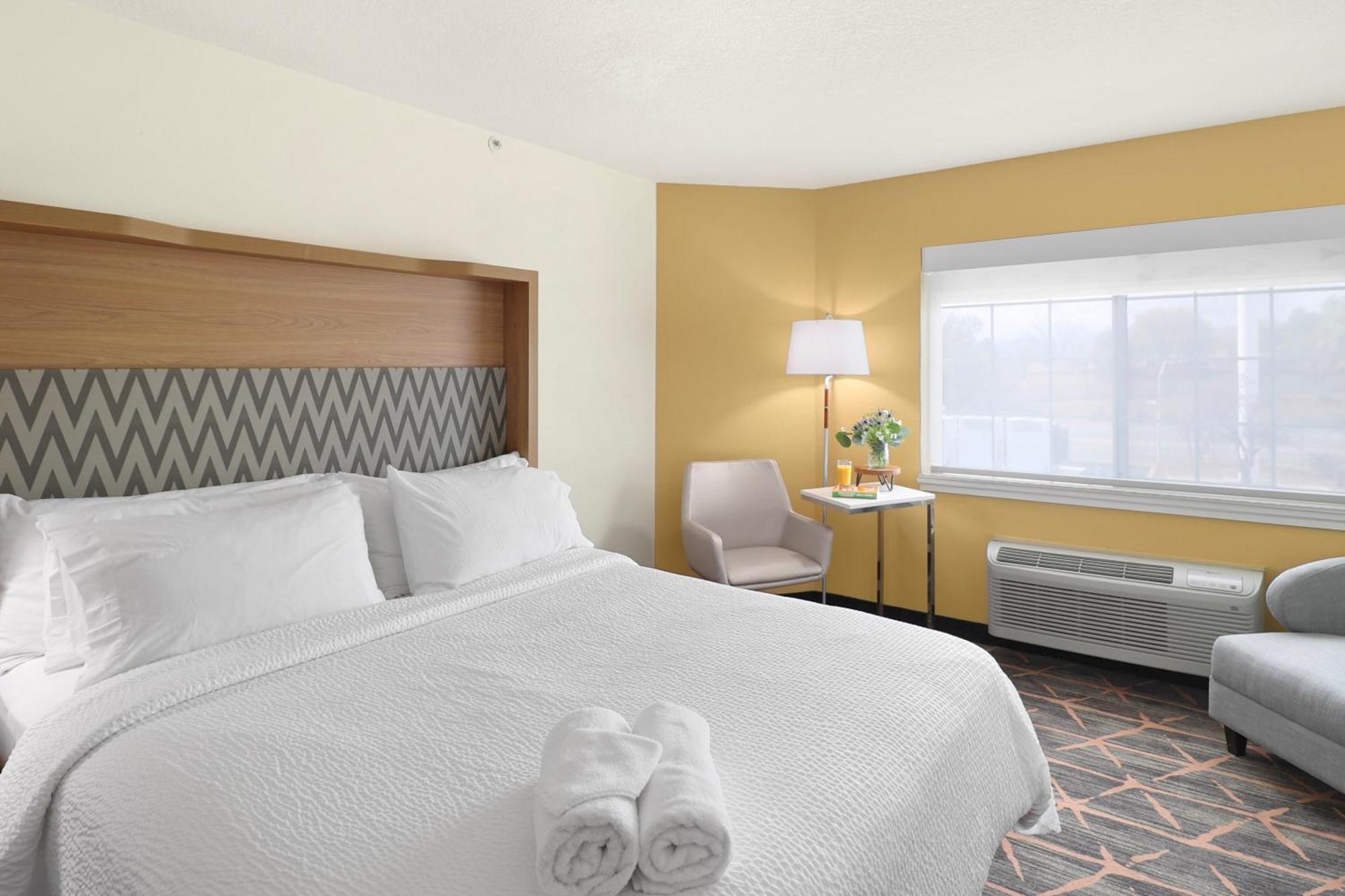 Holiday Inn Redding By Ihg Экстерьер фото